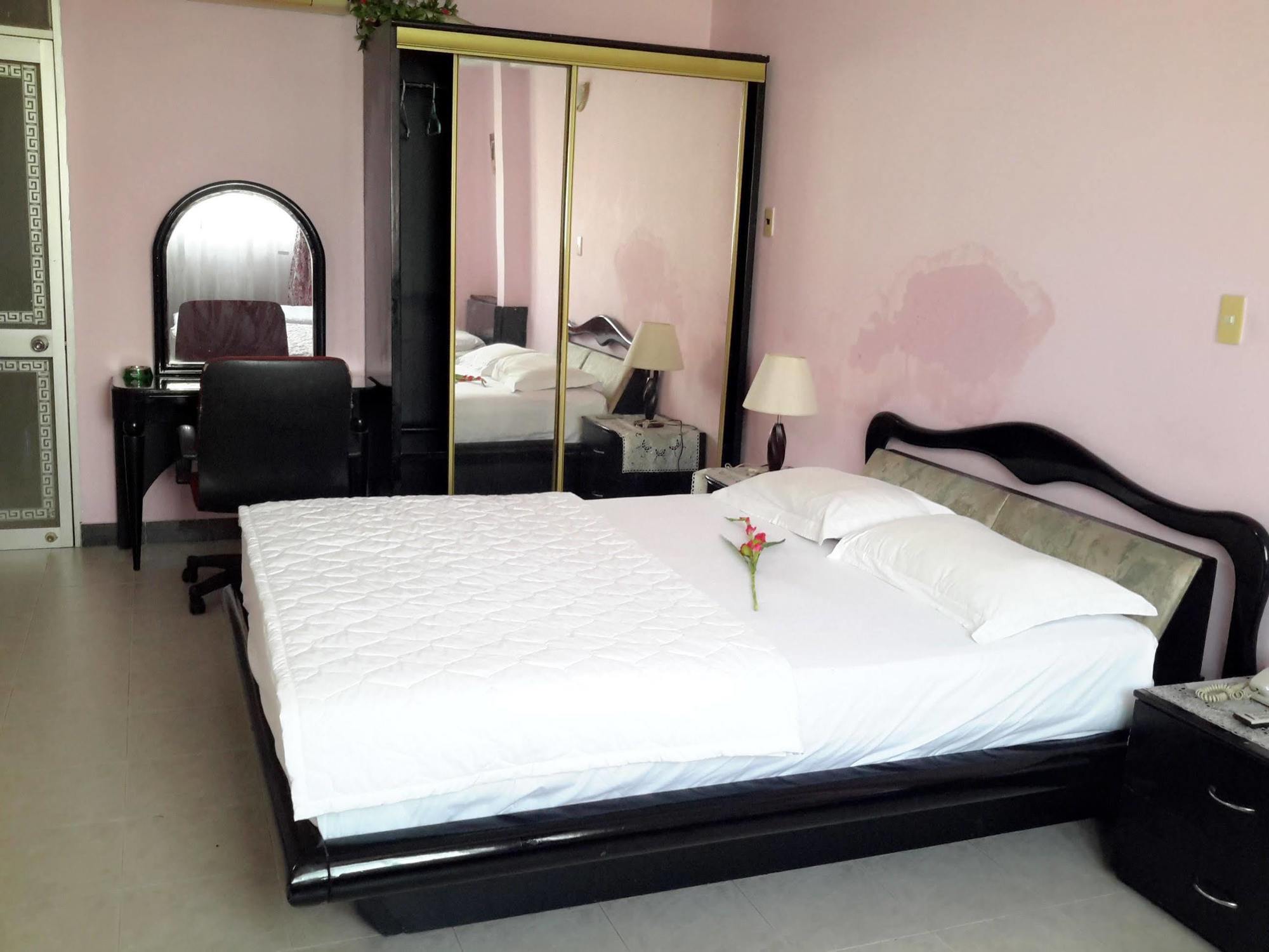 Thinh Vuong Hotel Ho Chi Minh City Bagian luar foto